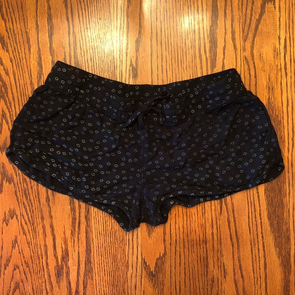 Hurley circle patterned shorts